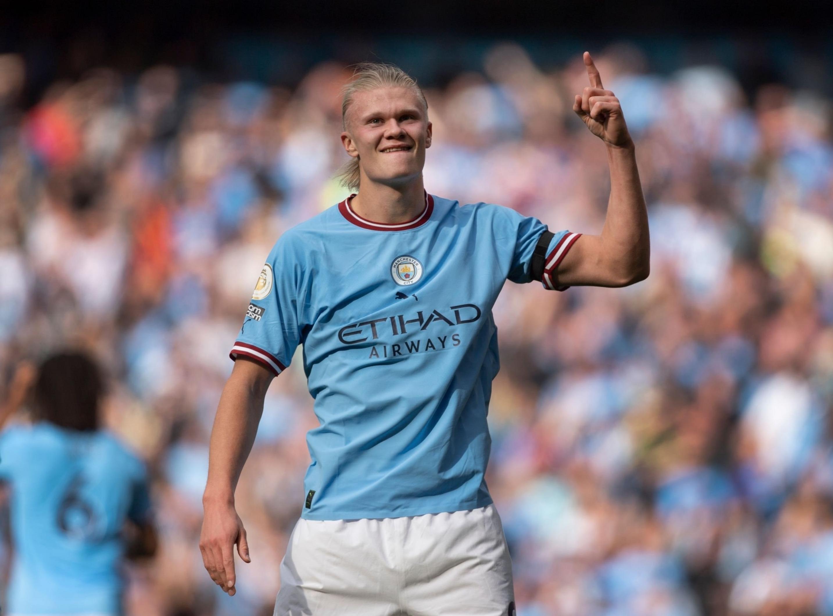 艾泽利希夺冠，成为英超历史上第一人的简单介绍