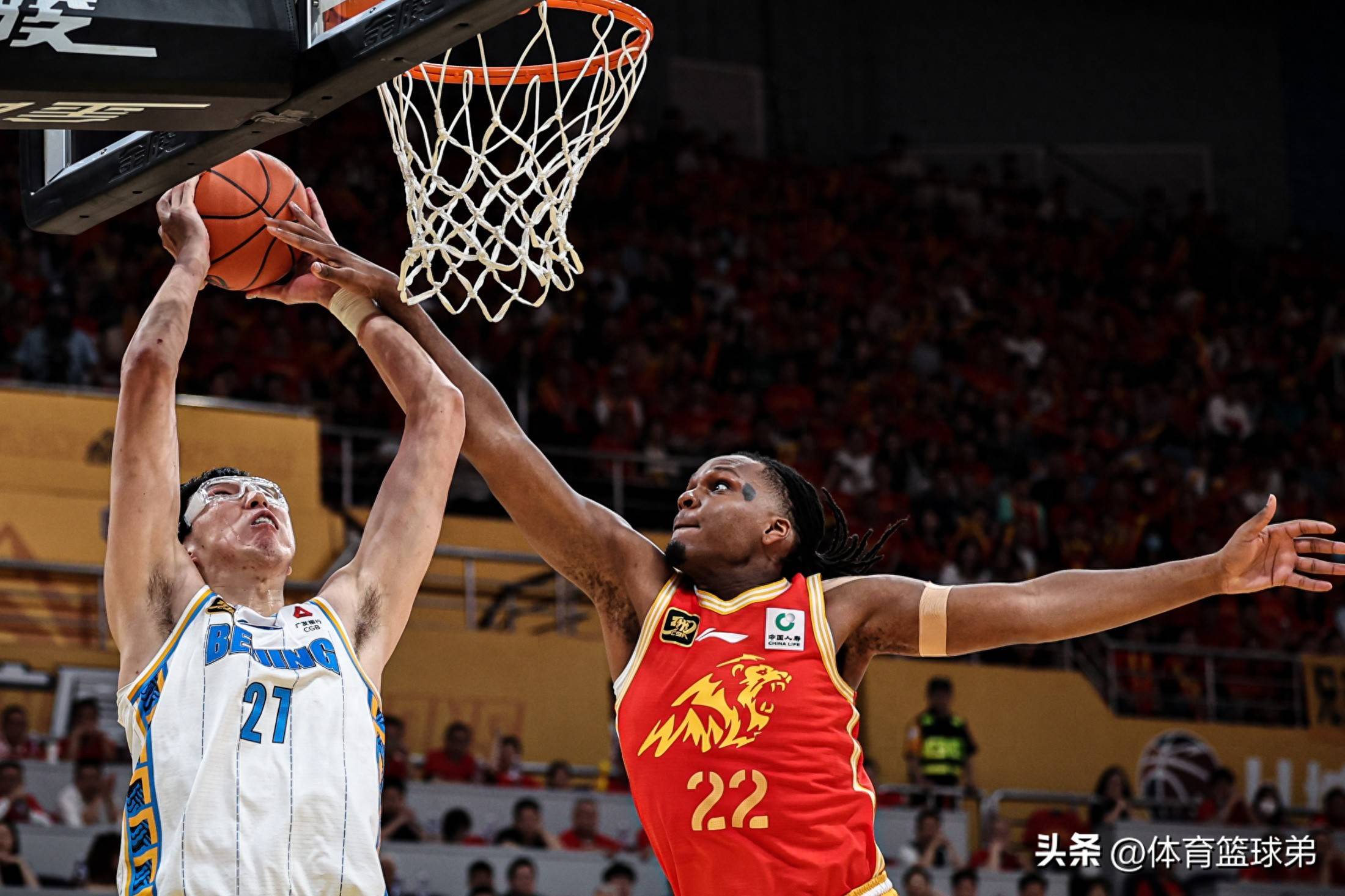 鹈鹕陷入低谷，关键时刻神级表现连败，三连败球队命运悬念！的简单介绍